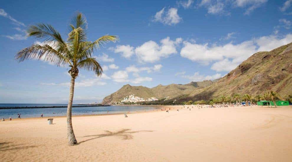 Playa-de-las-Teresitas-Santa-Cruz-de-Tenerife-by-Turismo-de-Tenerife